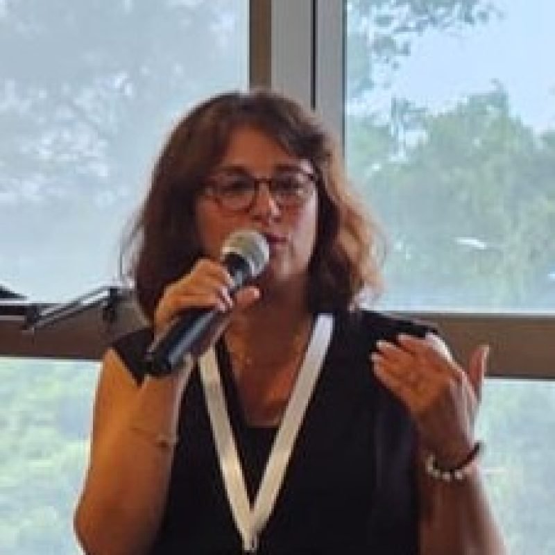 Lic. Yanina Rodríguez